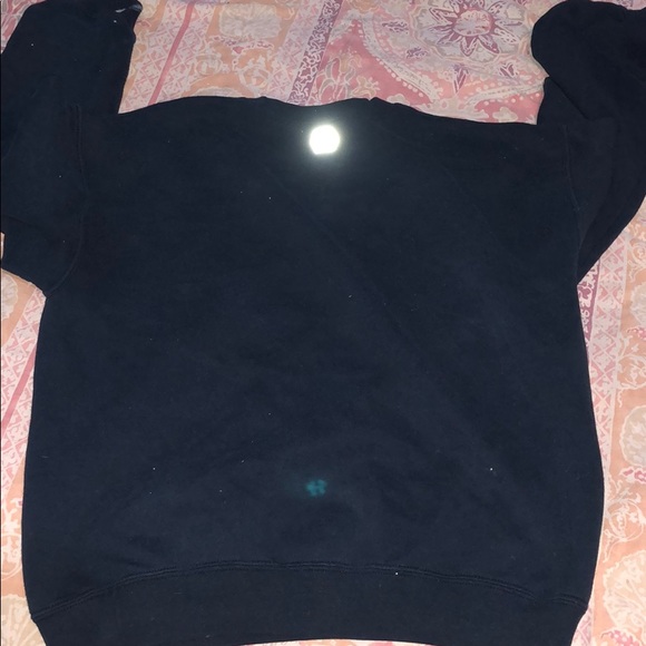 Crewneck - Picture 3 of 3